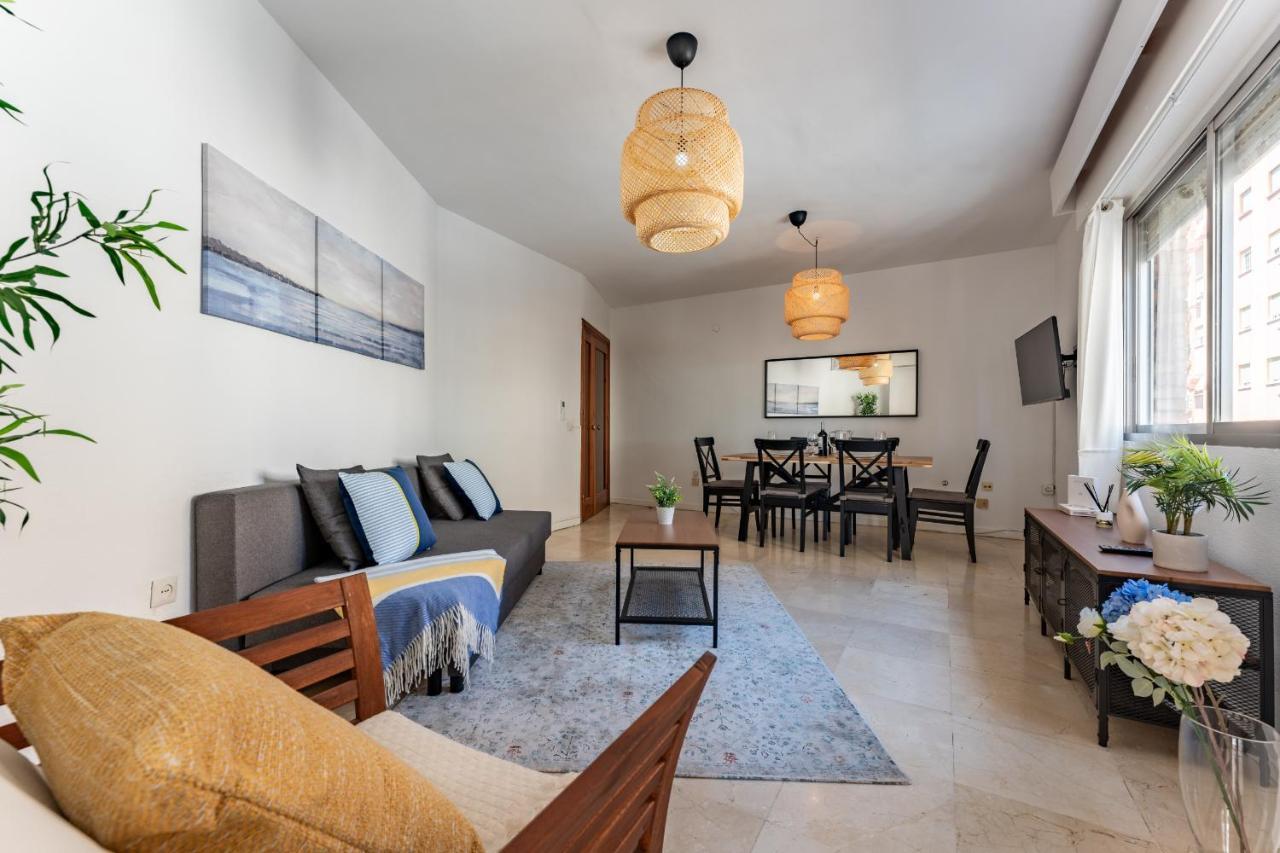Malagasuite Cozy Stay Malaga Exterior photo