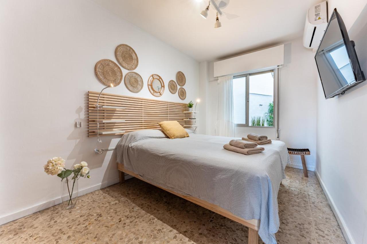 Malagasuite Cozy Stay Malaga Exterior photo